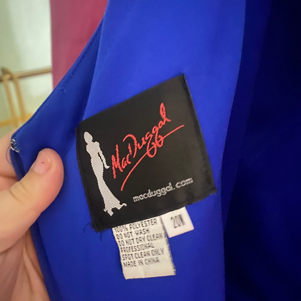 cobalt blue Mac Duggal size 20w - Picture 1 of 4